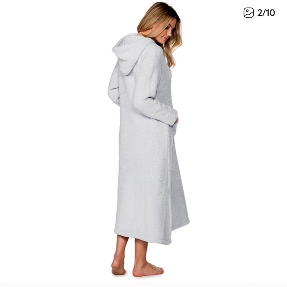 Barefoot Dreams Soft Gray Zip-Up Robe - Picture 2 of 6